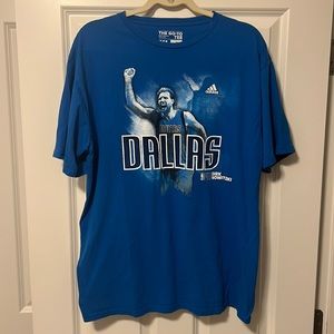 Men’s Dallas Mavericks Dirk Nowitzki T-Shirt